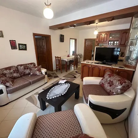 Guri Holiday home Pogradec