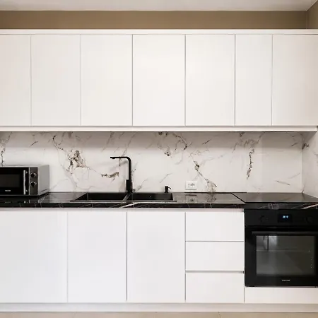 2S Vila Boutique Pogradec Апарт-отель